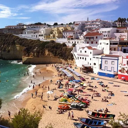 Üdülőpark Ponta Grande Carvoeiro