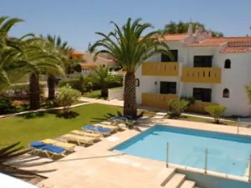 Üdülőpark Ponta Grande Carvoeiro